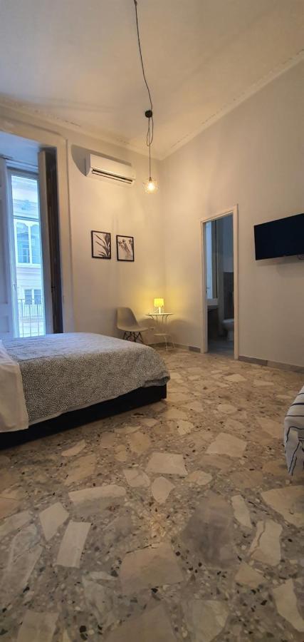 Sofia Rooms نابولي المظهر الخارجي الصورة