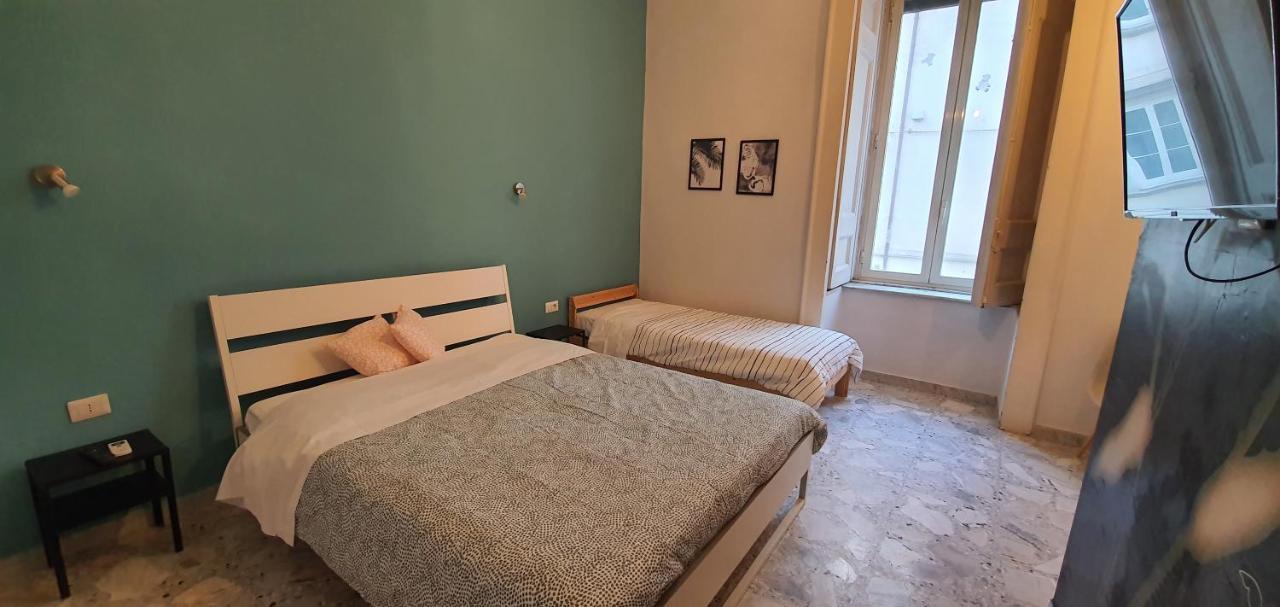 Sofia Rooms نابولي المظهر الخارجي الصورة