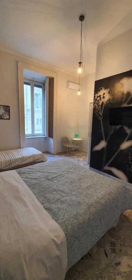 Sofia Rooms نابولي المظهر الخارجي الصورة