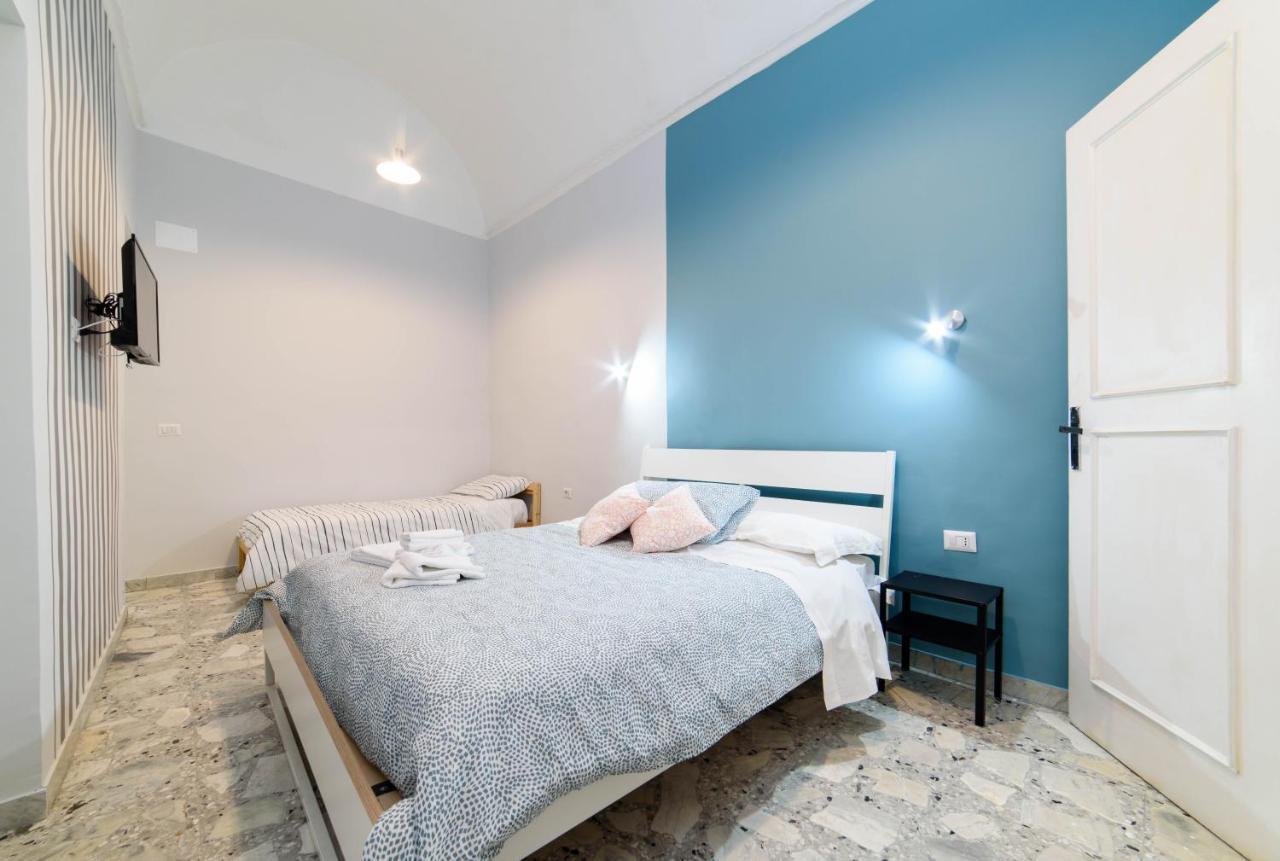 Sofia Rooms نابولي المظهر الخارجي الصورة