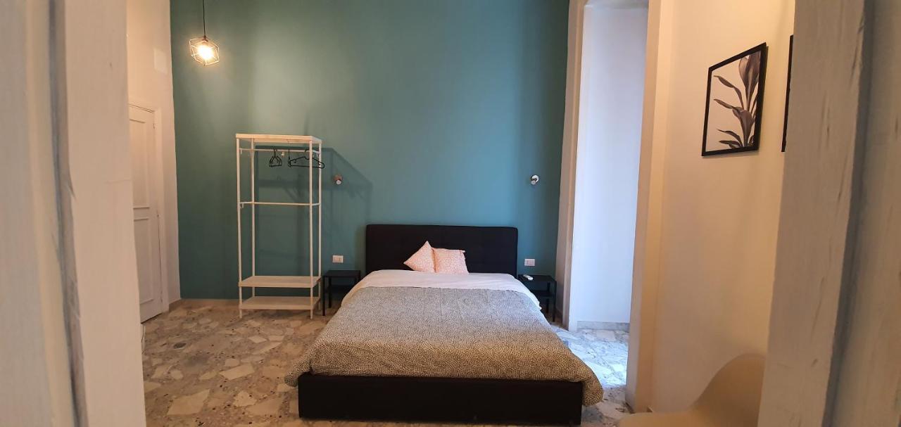 Sofia Rooms نابولي المظهر الخارجي الصورة
