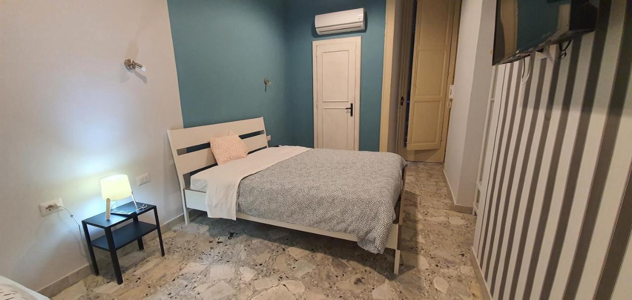 Sofia Rooms نابولي المظهر الخارجي الصورة