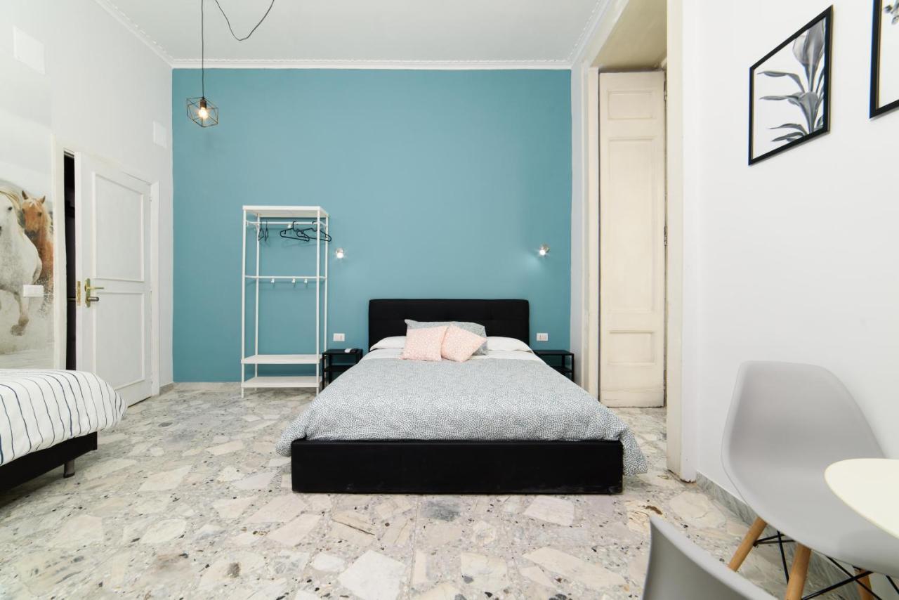 Sofia Rooms نابولي المظهر الخارجي الصورة