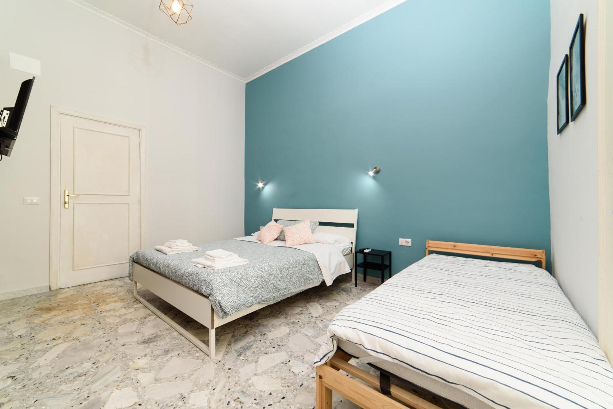 Sofia Rooms نابولي الغرفة الصورة